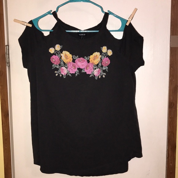 torrid Tops - Torrid Hanging sleeve floral tee